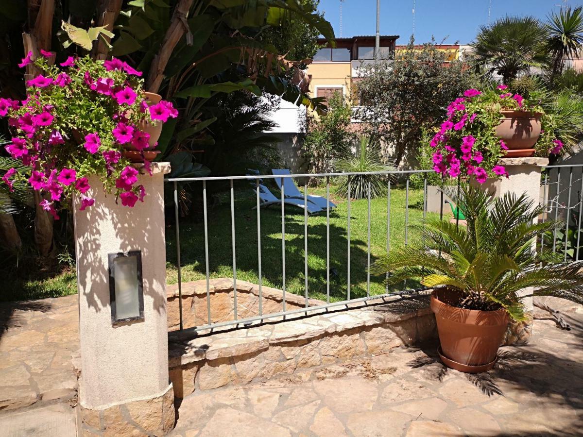 A Casa Di Marley Apartment Lecce Luaran gambar